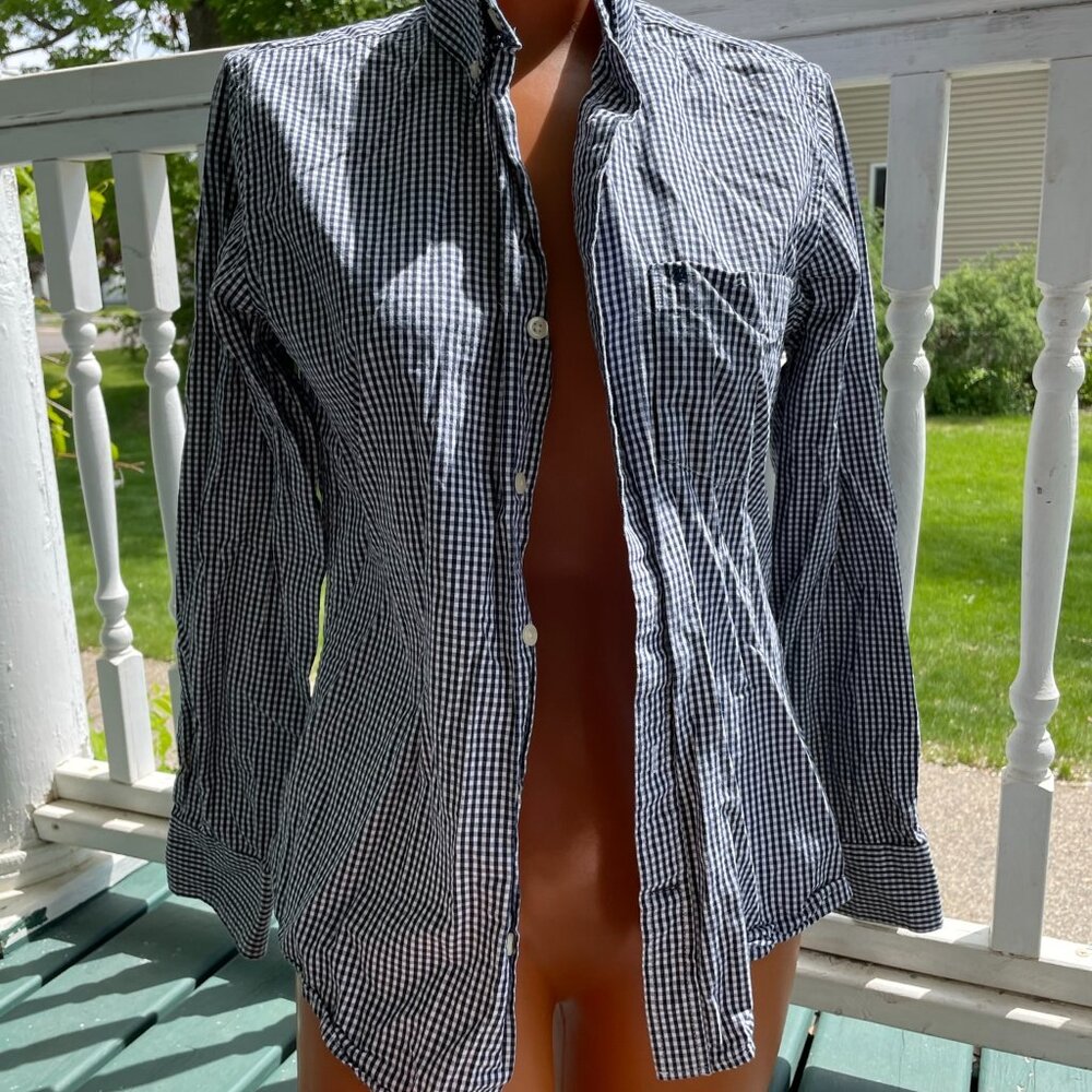 IZOD Slim Fit Checkered Button-Up Shirt – Size S/P